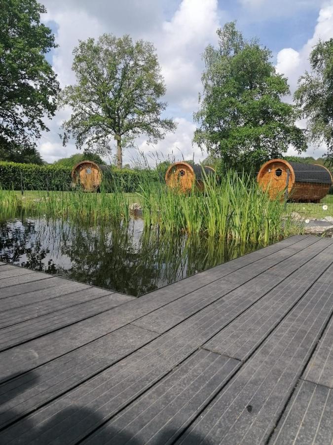 Gemuetliches Schlaffass Am Schwimmteich Mit Heizung Lägenhet Burg  Exteriör bild